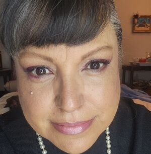 Meet your Posher, Juanita